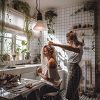 Fixer ses tarifs en coiffure à domicile efficacement