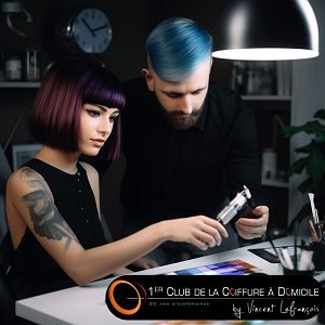 Relancer Votre Carrière en Coiffure : Guide Complet pour un Retour Gagnant